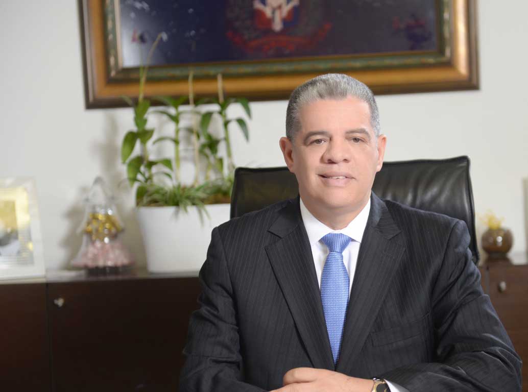  imagen Ministro de Educación dice que en agosto el gobierno completará la construcción de 18 mil nuevas aulas 