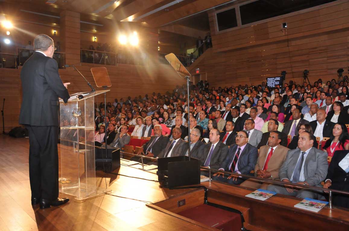  imagen Amarante Baret proclama que todos los logros en materia educativa se multiplicarán en 2016 