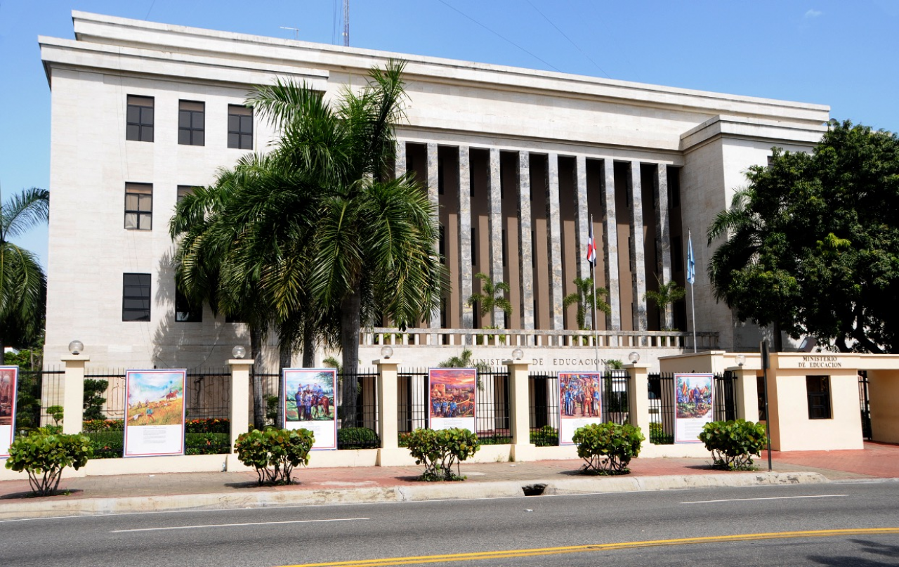  imagen Fachada sede central del Ministerio de Educaci&oacute;n&nbsp; 