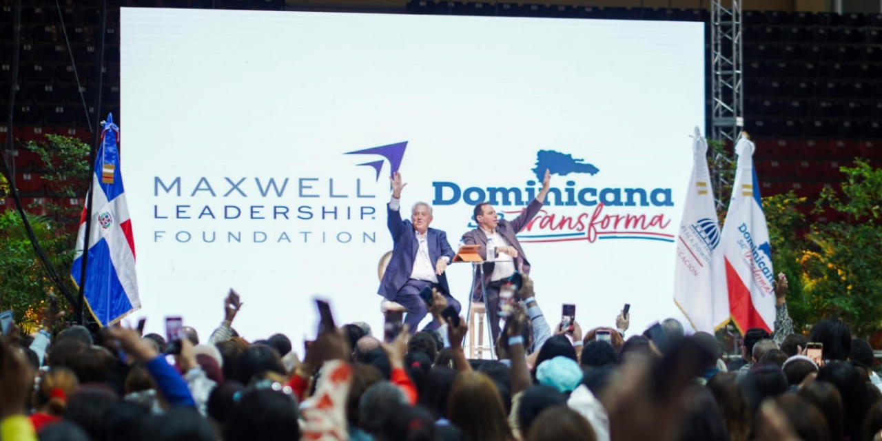  imagen John Maxwell, 