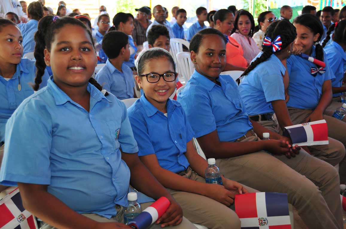  imagen Presidente Medina entrega cuatro escuelas de nivel Básico en Cotuí 