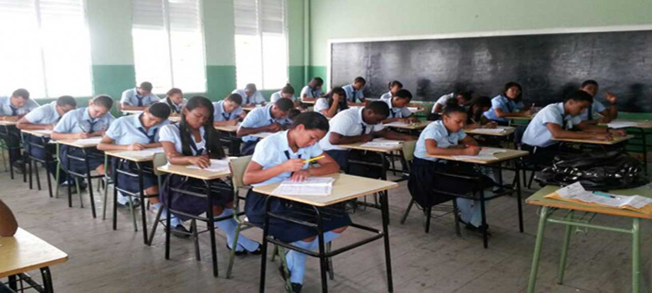  imagen Pruebas Extraordinarias de Octavo Grado se desarrollan con masiva asistencia y en orden 