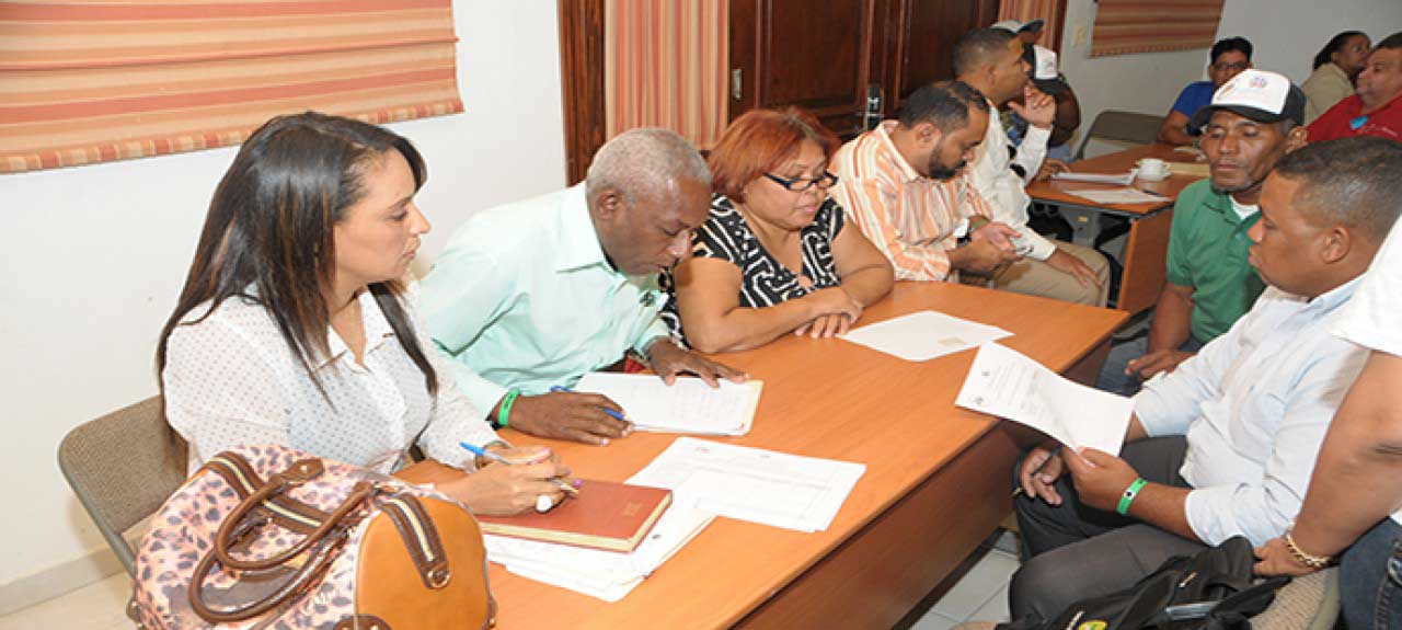  imagen Educación capacita personal docente con miras al nuevo año escolar 