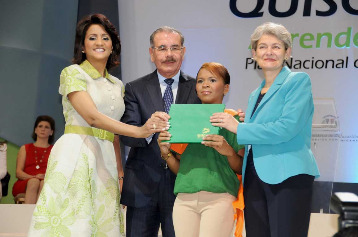  imagen El Gobierno ha invertido 2 mil millones de pesos en el Plan Nacional de Alfabetización 