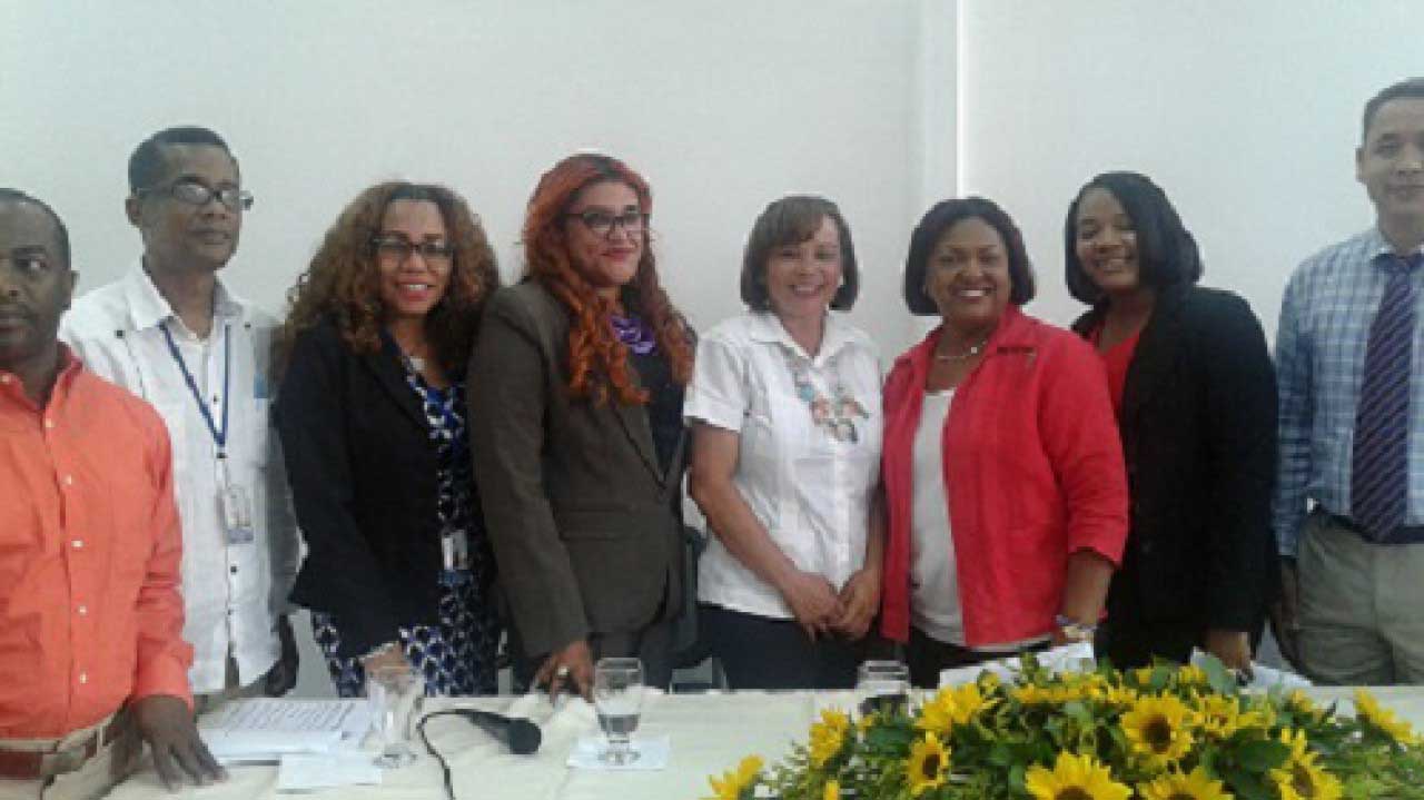  imagen Participantes en la actividad dirigida por la Direcci&oacute;n de Supervici&oacute;n Educativa. 