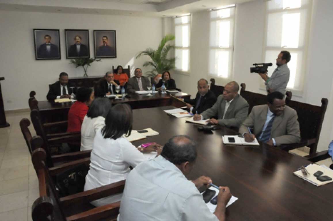  imagen Educación crea el Comité que dará seguimiento a compromisos del Pacto Nacional Educativo 