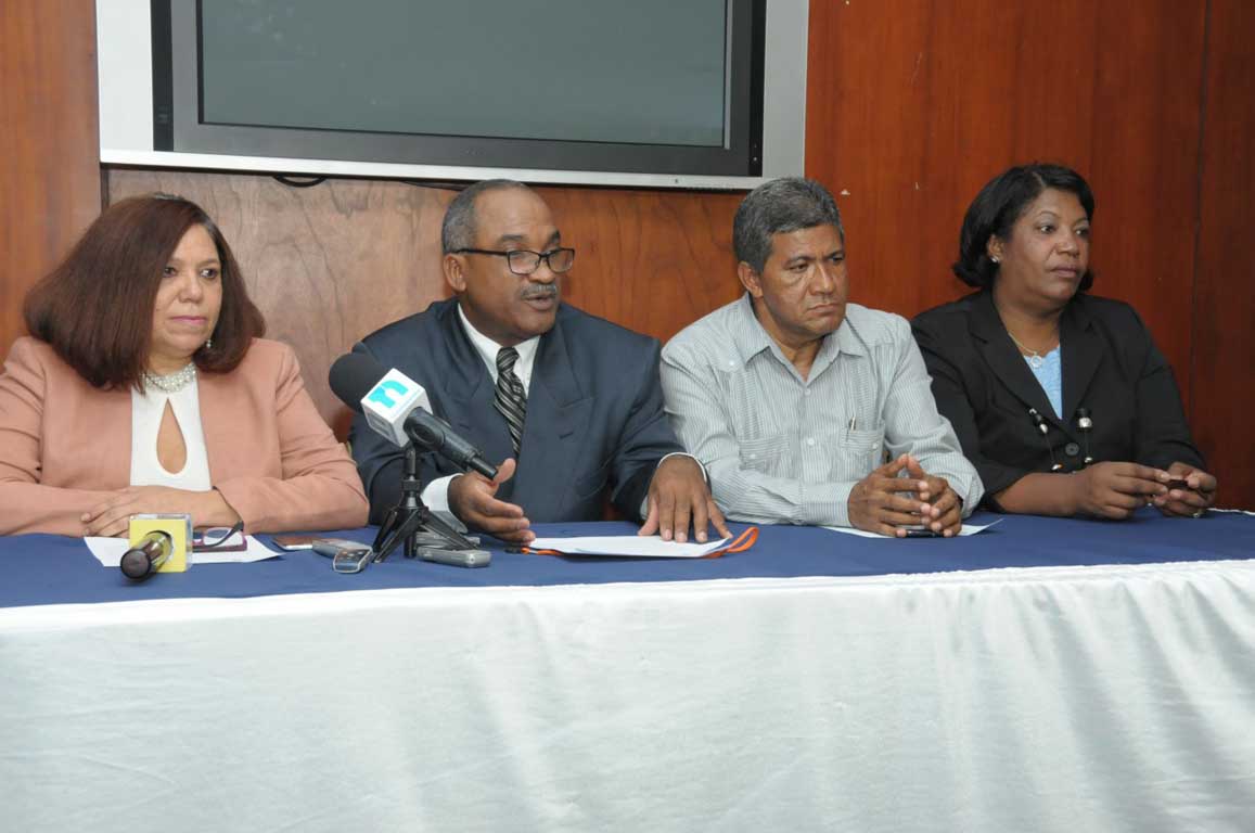  imagen MINERD Y CDP anuncian apertura Premio Nacional de Periodismo 2015 