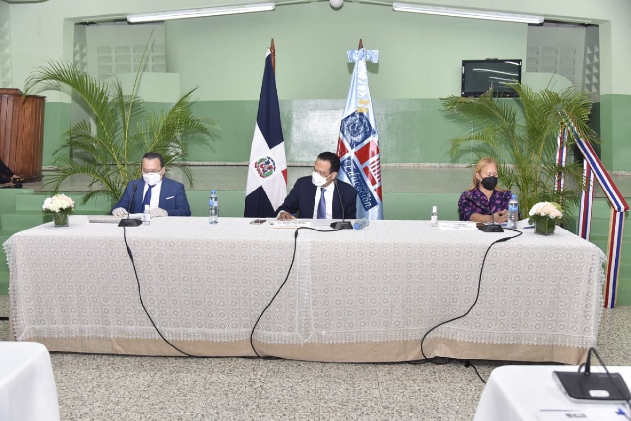  imagen El ministro de Educaci&oacute;n, Antonio Pe&ntilde;a Mirabal 