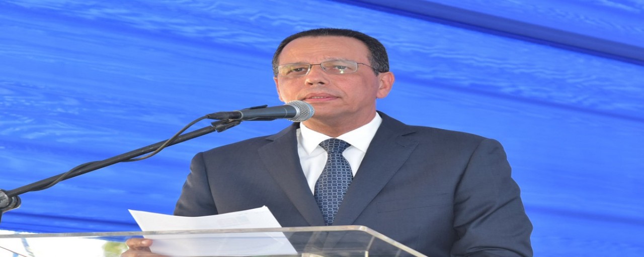  imagen Ministro de educaci&oacute;n Antonio Pe&ntilde;a Mirabal durante su discurso. 