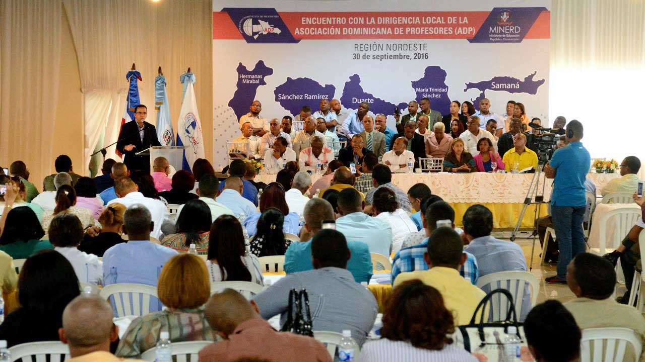  imagen Ministro de Educación anuncia reactivará el Consejo Directivo del seguro Médico para Maestros 