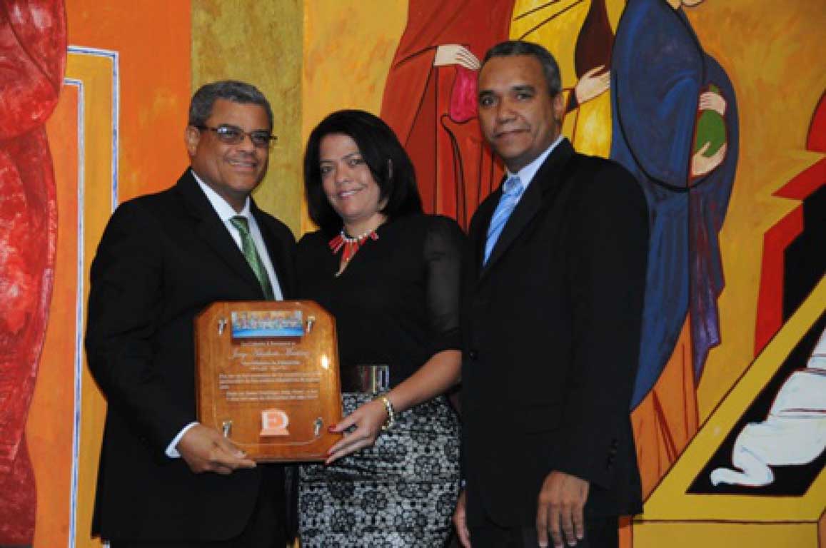  imagen Escuela de Directores gradúa a 197 educadores del país 