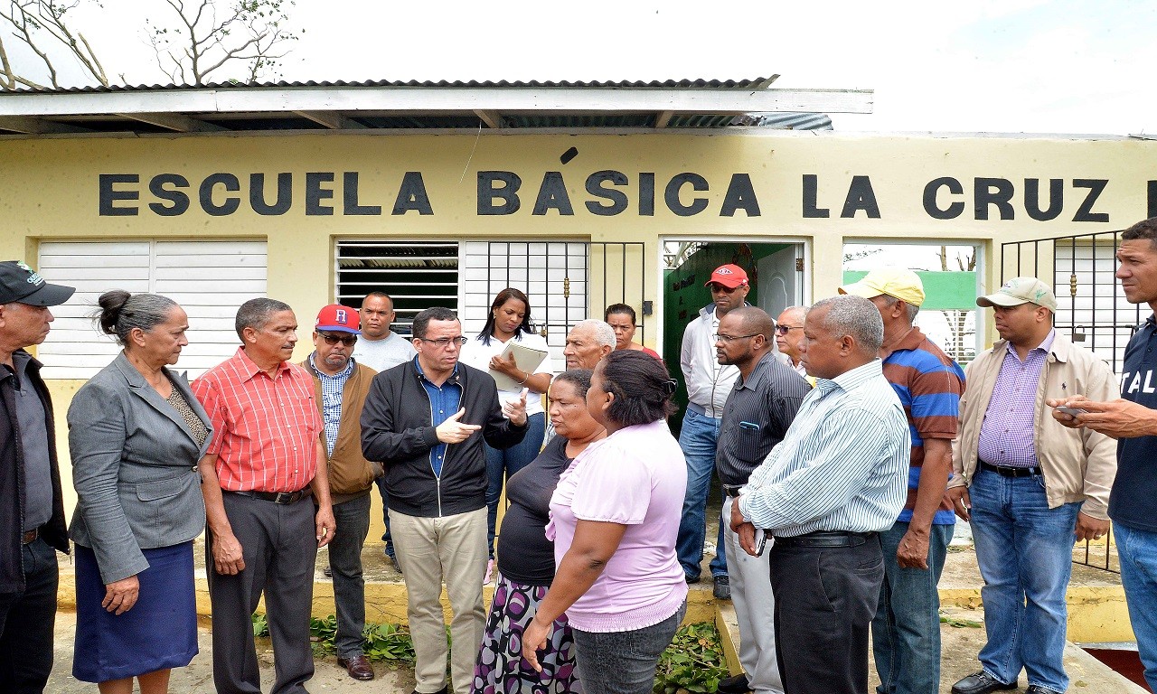  imagen Ministro de Educaci&oacute;n Andr&eacute;s Navarro hace recorrido por centros educativos de Hig&uuml;ey y La Romana 