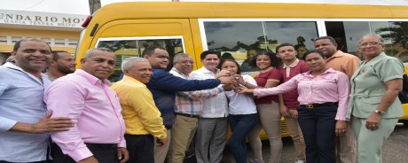  imagen Entrega de autobus 