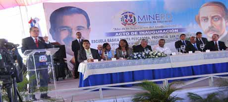  imagen Otras 71 aulas entran en San Pedro de Macorís a Jornada de Tanda Extendida; van 1,102 en este año 