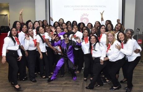  imagen Estudiantes de programa de&nbsp; postgrado&nbsp;para especializaci&oacute;n &oacute; en Educaci&oacute;n Inicial. 