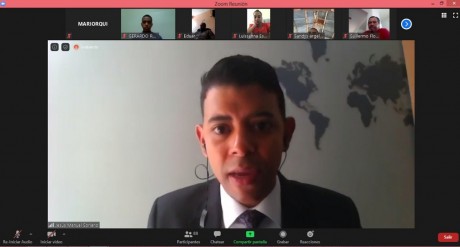  imagen Jes&uacute;s Soriano, resalt&oacute; la labor realizada por los equipos de trabajo, con la asesor&iacute;a de la Organizaci&oacute;n de Estados Iberoamericanos (OEI), para finalizar y poner en ejecuci&oacute;n el Plan Estrat&eacute;gico Regional 2019-2024, en el que se establecen los objetivos y metas estrat&eacute;gicas a desarrollar durante los pr&oacute;ximos cinco a&ntilde;os.
&nbsp; 