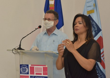  imagen El director de Curr&iacute;culo del MINERD, Remigio Garc&iacute;a 