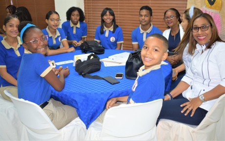  imagen Estudiantes participantes en el&nbsp;Foro Estudiantil por una Cultura de Paz 2020. 