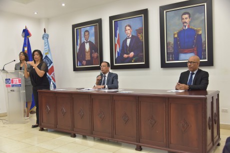  imagen Imagen frontal del ministro Pe&ntilde;a Mirabal. 