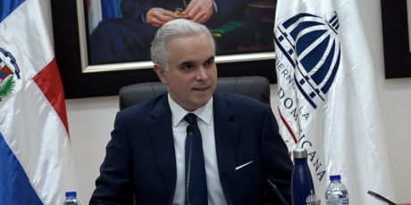  imagen Fotos del ministro De Camps en el salon Ericilia Pepin 