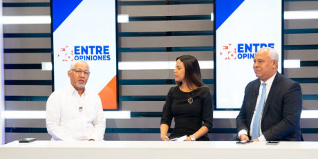  imagen Ministro de educaci&oacute;n, Angel Hern&aacute;ndez 