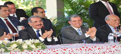  imagen Amarante Baret: El gobierno invierte este año más de 12 mil millones en beneficio directo de estudiantes 