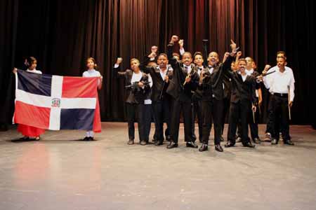  imagen Con representaciones teatrales y danzas de estudiantes de escuelas del país exhiben sus habilidades artísticas 