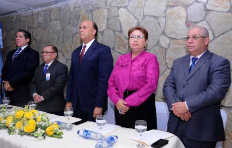  imagen Viceministro Luis de León valora importancia de la educación para superar la pobreza 