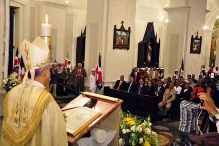  imagen Ministro de Educación autoriza  a directores de Santiago buscar vigilantes para seguridad de escuelas 