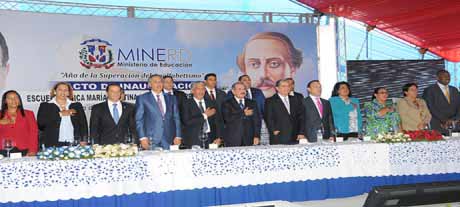  imagen Presidente Medina entrega siete escuelas en la provincia Santo Domingo 