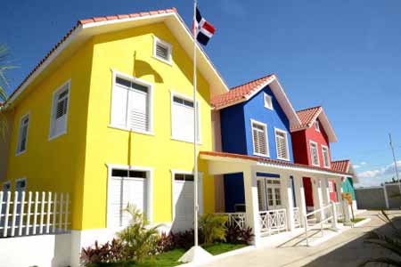  imagen Presidente Medina entrega dos centros educativos en Villa Altagracia 