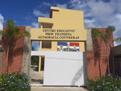  imagen Fachada de la escuela 