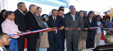  imagen Presidente Medina entrega cuatro nuevas escuelas en provincia Valverde 