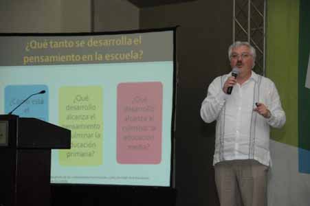  imagen Consultor de Naciones Unidas destaca alta inversión en Educación y pide formación más humanista 