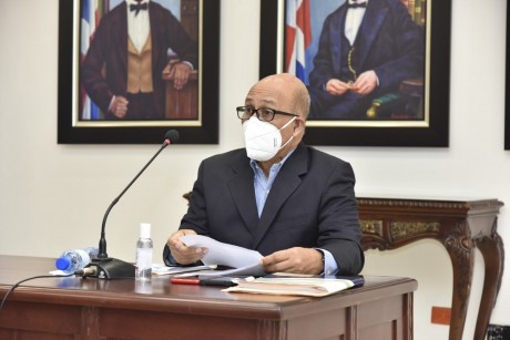  imagen Henry Santos, director del Gabinete Ministerial 