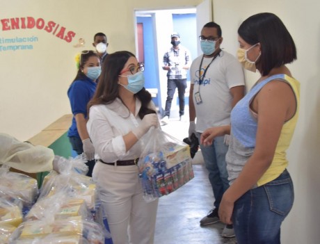  imagen La directora del INAIPI, Kenia Lora 