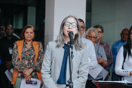  imagen Empleados del minerd conmemoran natalicio Ercilia Pep&iacute;n 