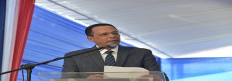  imagen Ministro de Educaci&oacute;n Antonio Pe&ntilde;a Mirabal en declaraciones a la prensa. 