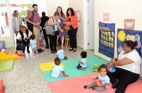  imagen En el recorrido tambi&eacute;n participaron Altagracia Olivo, directora de Redes de Servicios del INAIPI; Clara P&eacute;rez, encargada de CAIPI, as&iacute; como Ail&iacute;n Pe&ntilde;a, coordinadora del centro CAIPI Los Molina, en San Crist&oacute;bal, entre otras personalidades.
&nbsp; 