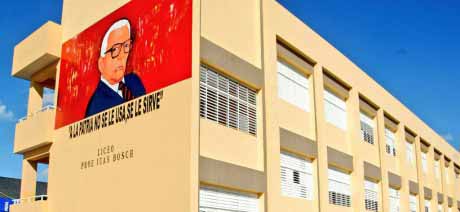  imagen Meta del Presidente Danilo Medina de universalizar la Jornada Escolar Extendida avanza, con la entrega de una escuela y un liceo en los sectores la Yagüita de Pastor y La Herradura 