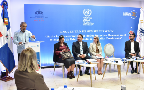  imagen Primer encuentro de sensibilizaci&oacute;n &ldquo;Derechos Humanos: hacia el trayecto de la implementaci&oacute;n de una pol&iacute;tica transversal&rdquo;. 